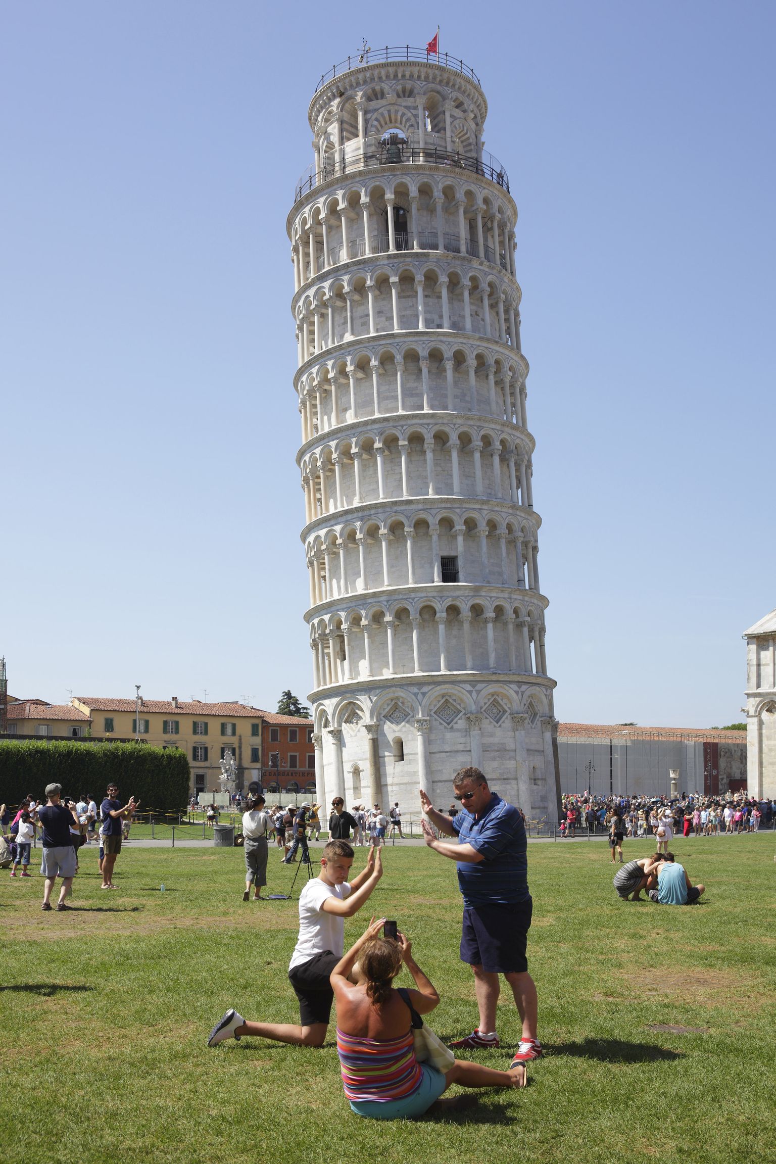 Pisa torn 2015. aastal tehtud fotol
