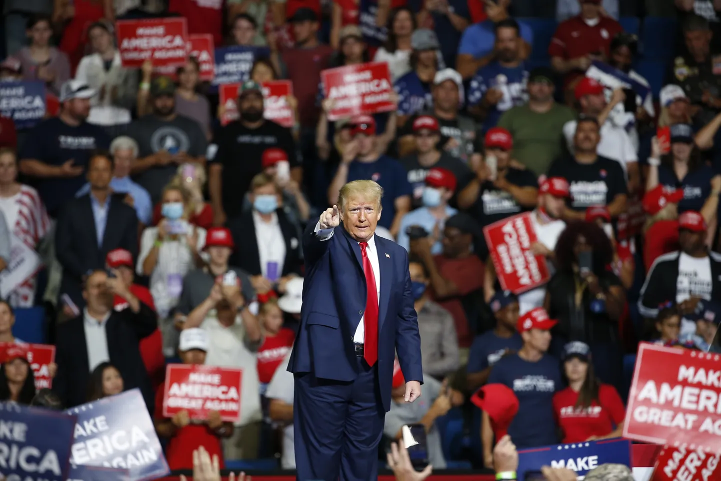 Donald Trumpi kampaaniaüritus Tulsas.