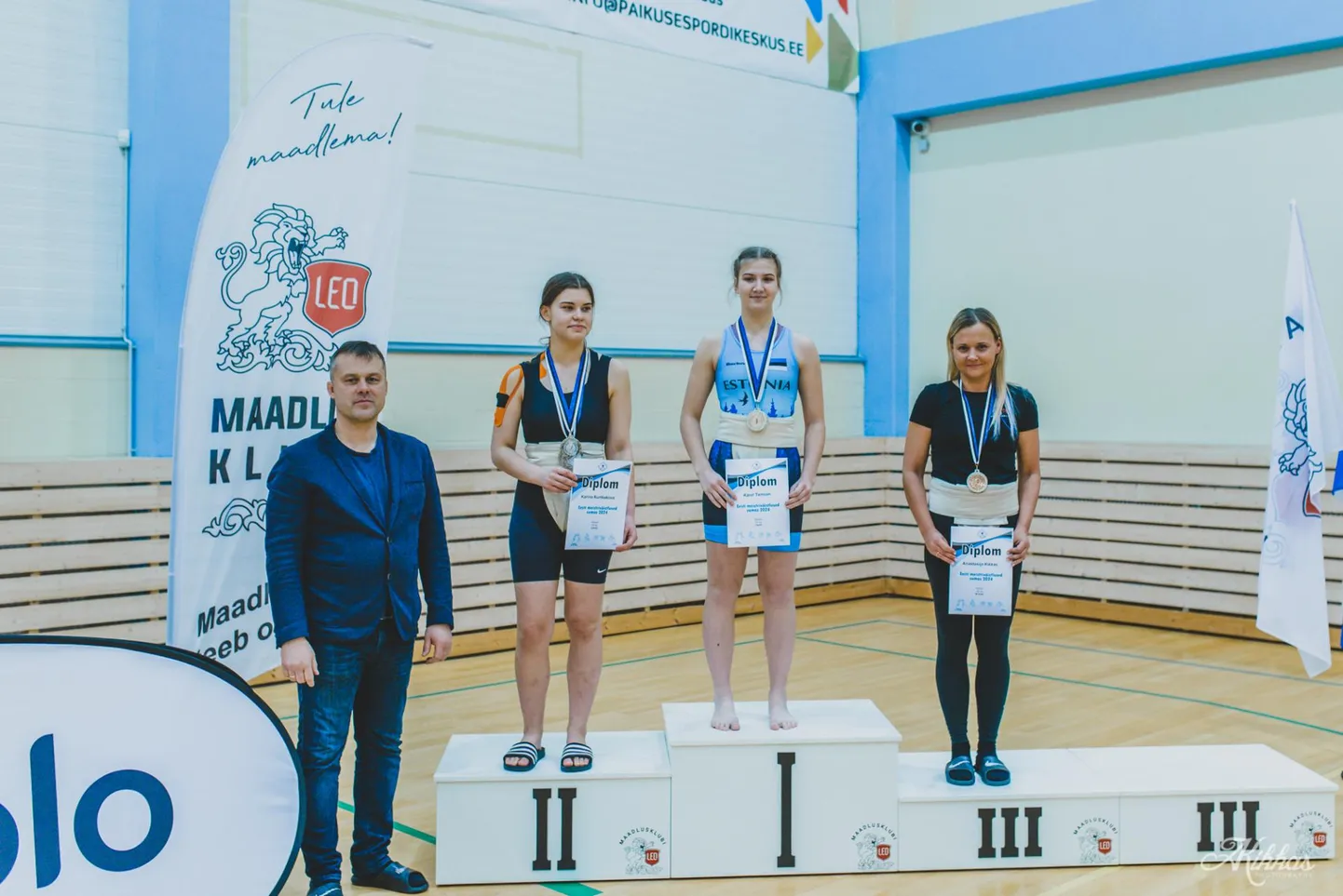 Anastasija Kikkas poodiumi kolmandal astmel.