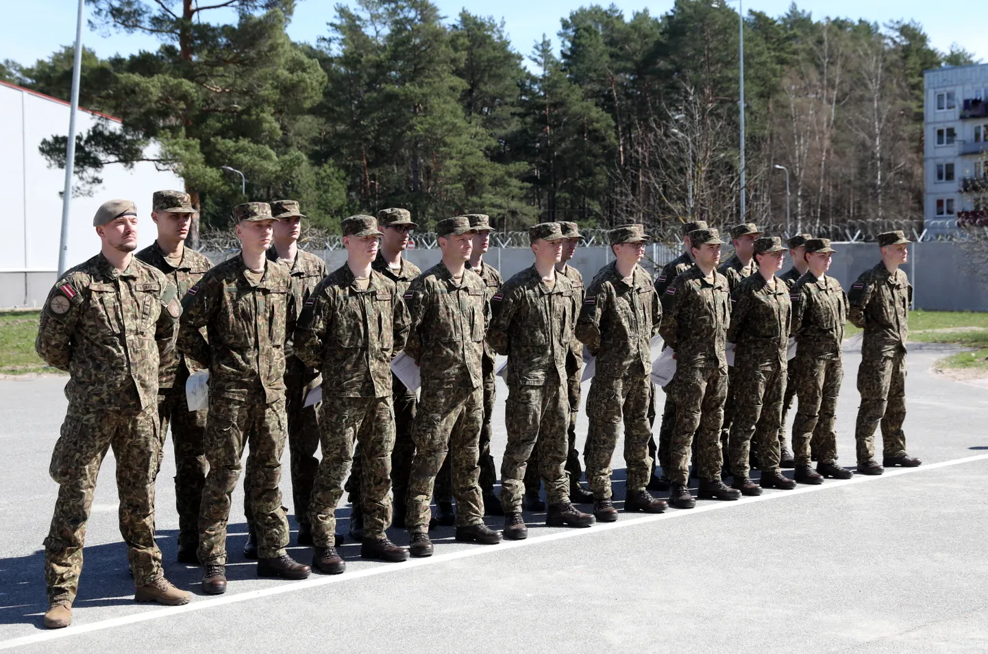 Молодые солдаты Национальных вооруженных сил