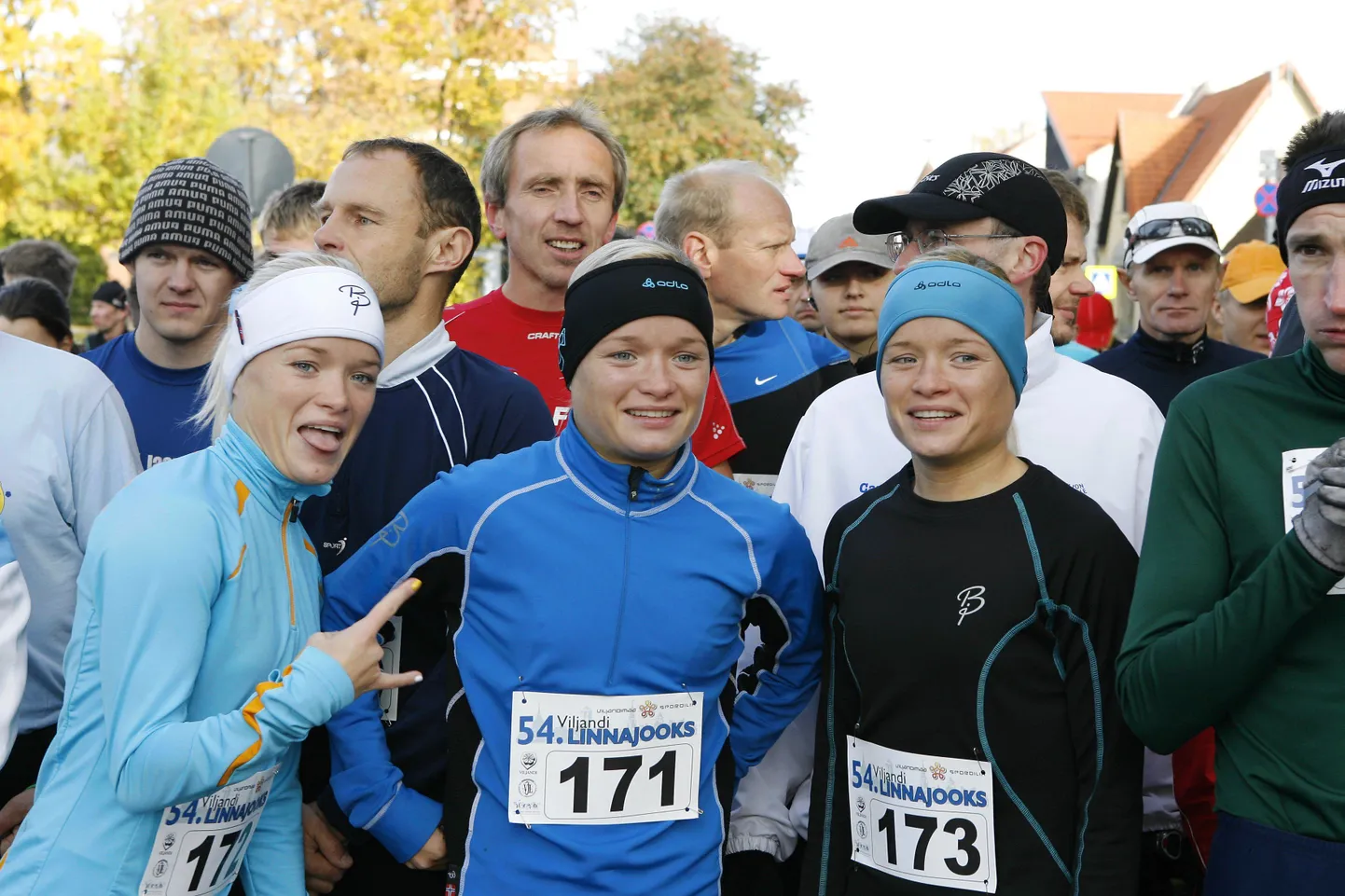 Liina Luik, Leila Luik (171), Lily Luik (173) 54. Viljandi linnajooksul.
