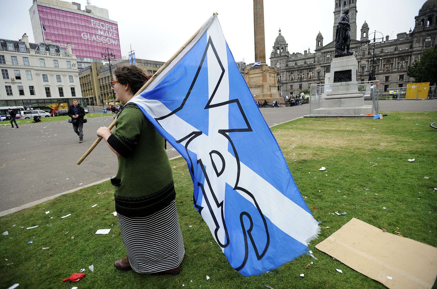 Iseseisvuse pooldaja Glasgow linna George'i väljakul pärast septembris kaotusega lõppenud iseseisvumisreferendumit.