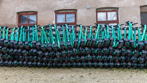 Riigi reklaamitud ettevõtluslahendus ähvardab ravikindlustusest ilma jätta