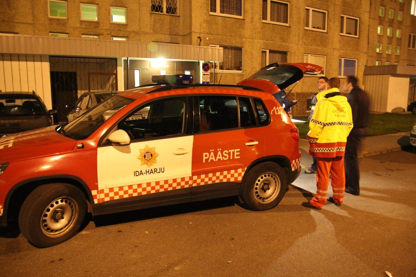 Tallinnas Lasnamäel sai plahvatuses kolm inimest vigastada.