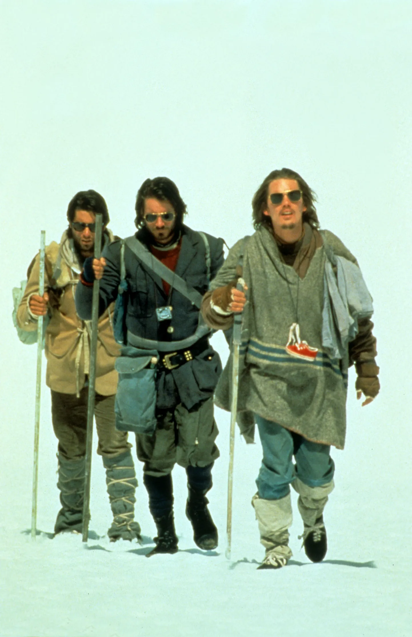 Kaader filmist  «Alive» (1993), mis jutustab samast lennuõnnetusest.