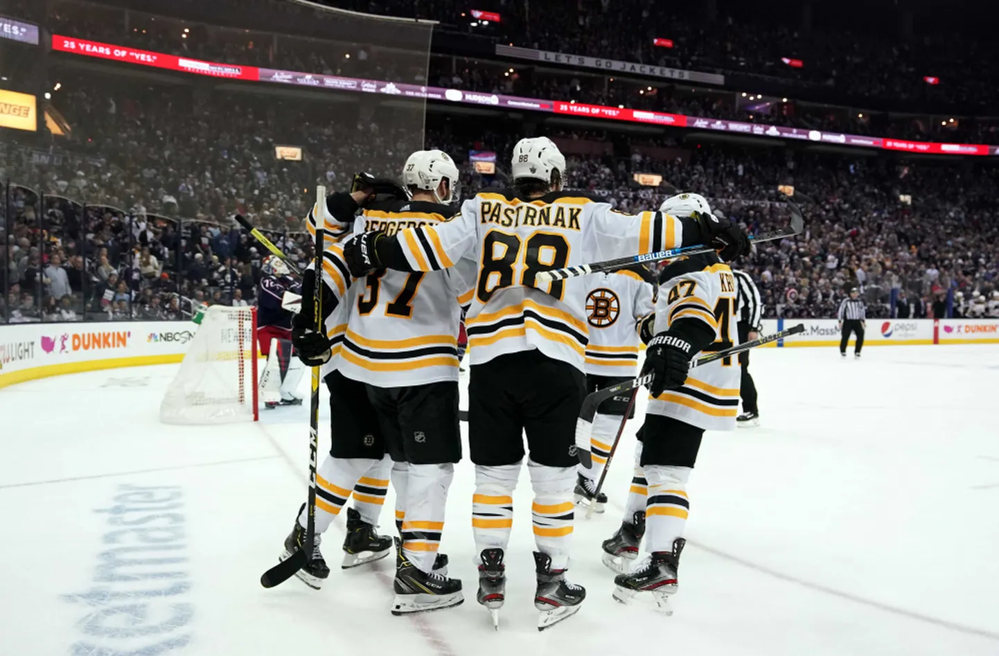 Bostonas "Bruins" hokejisti. 