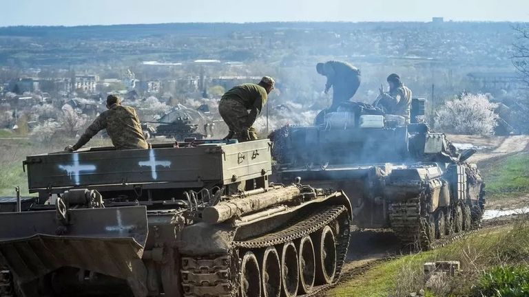 Украинские войска хотят перерезать удерживаемый Россией сухопутный коридор в Крым