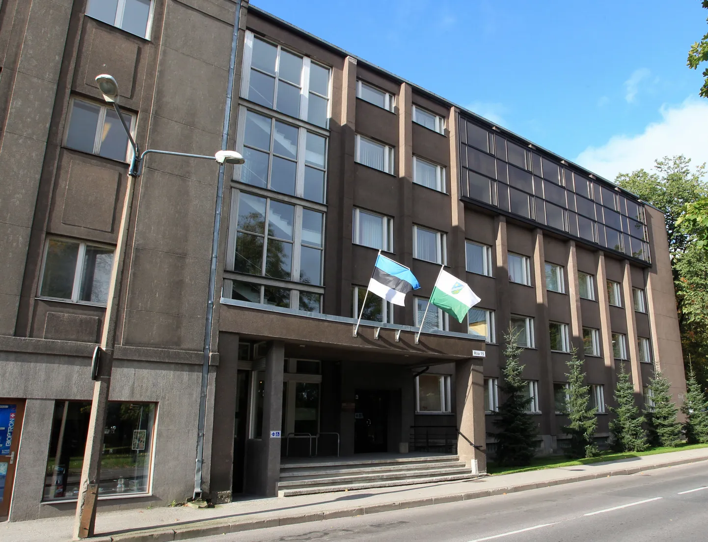 Tartu maavalitsuse hoone.