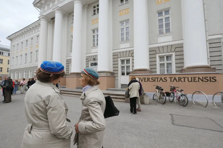 Tartu Ülikool nõuab tudengitelt vaid õppekava täitmist. Ülejäänu on tudengite enda teha.