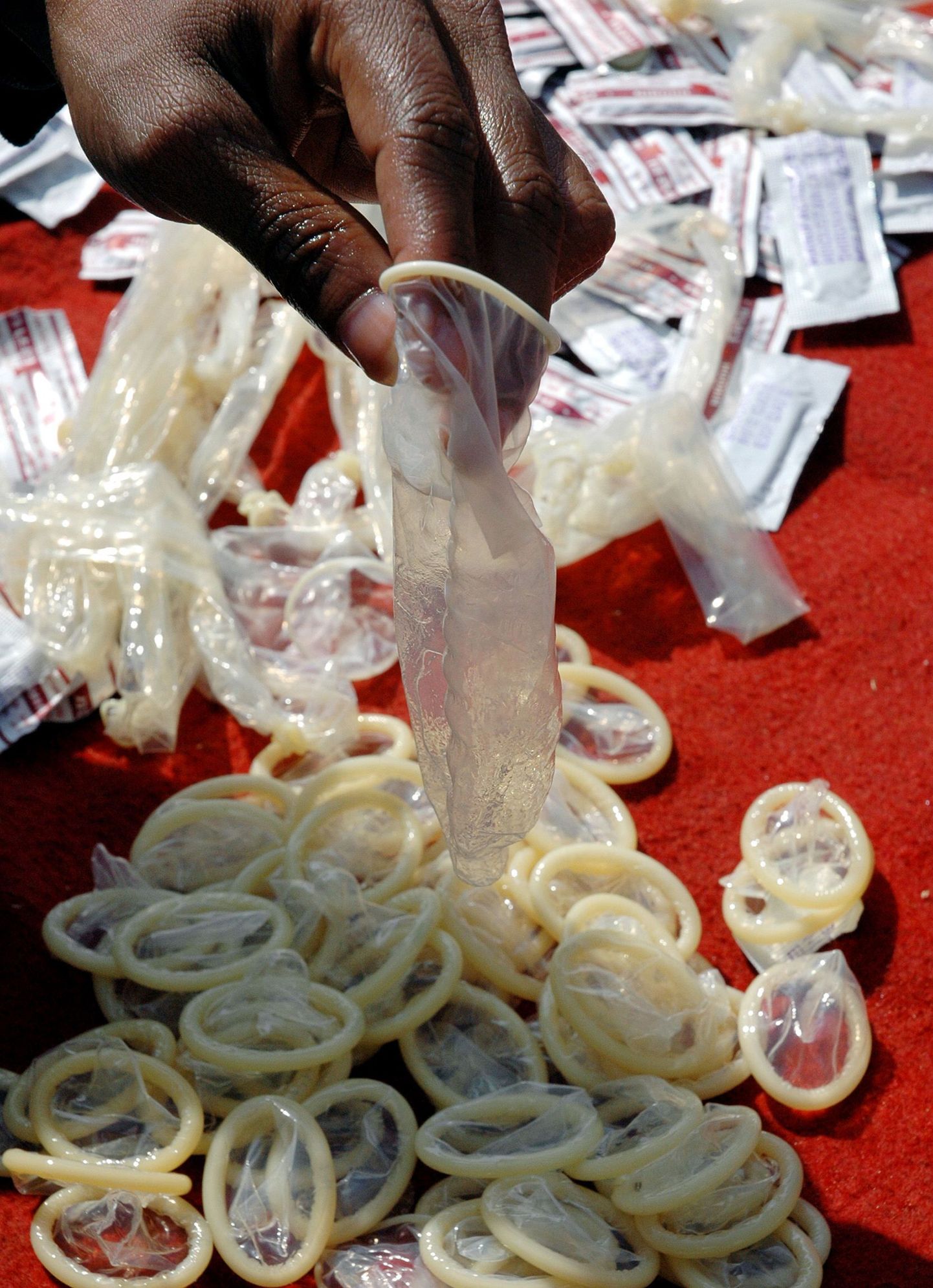 Kõige kättesaadavam kaitse HIV vastu: kondoomid.