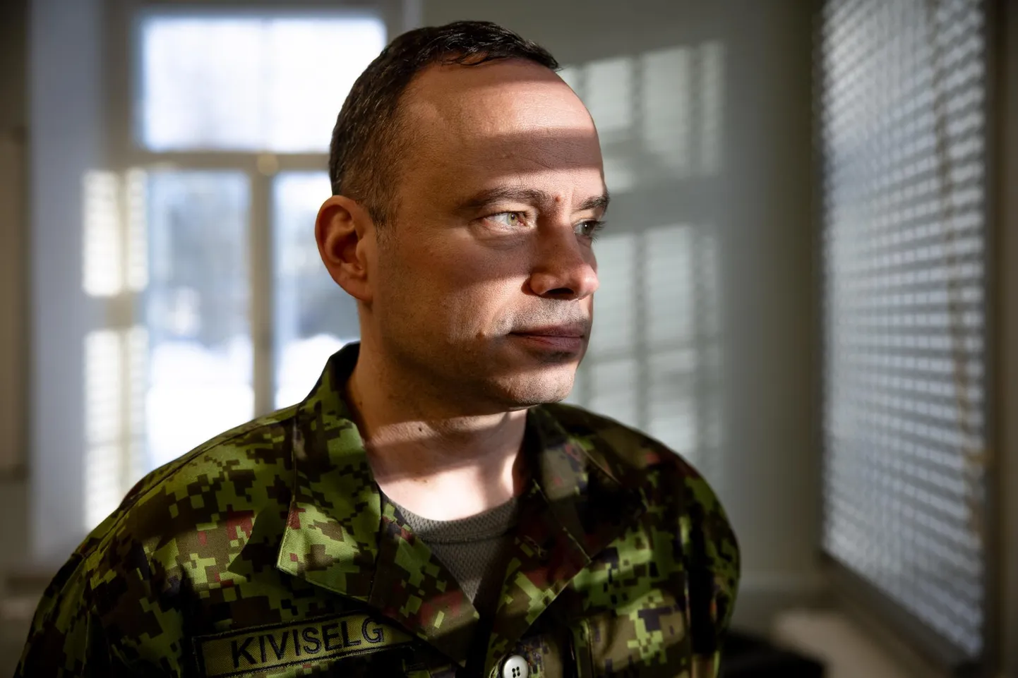 Глава Разведывательного центра Сил обороны Антс Кивисельг, среди прочего, сообщил, что реформа российской армии в процессе: части перебрасываются на базы у наших границ, но обычно затем отправляются в Украину.