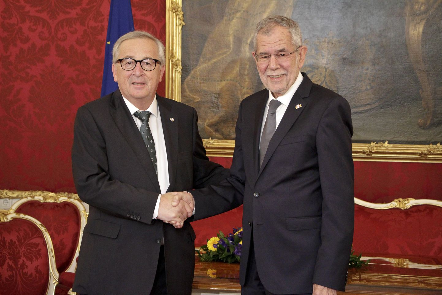 Austria president Alexander Van der Bellen koos Euroopa Komisjoni presidendi Jean-Claude Junckeriga.