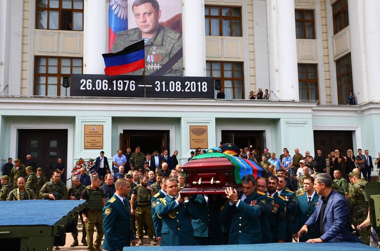 Похороны главы самопровозглашенной ДНР Александра Захарченко. Захарченко был убит 31 августа 2018 года в результате взрыва в кафе «Сепар» в центре Донецка. 