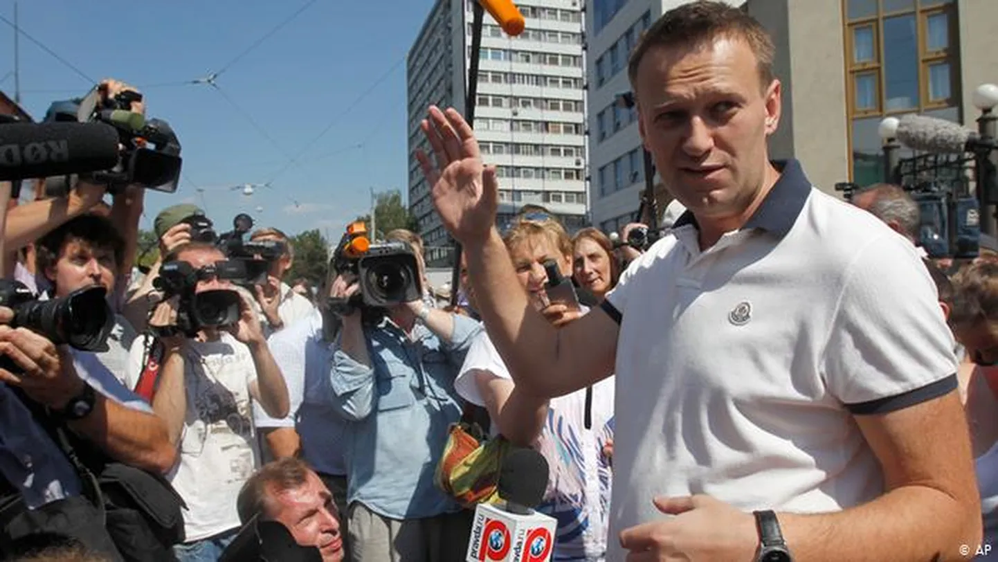 Алексей Навальный на акции в 2012 году