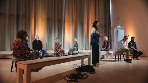 FOTOD PROOVIST ⟩ Paide kirikukoguduste liikmete lood jõuavad teatrilavale