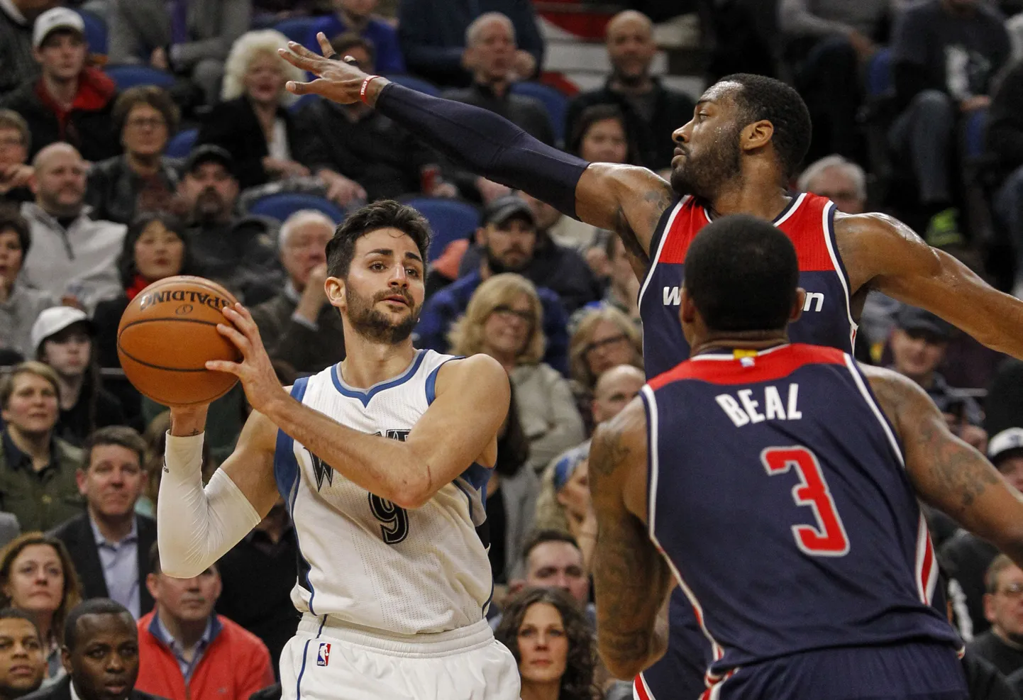 Ricky Rubio (vasakul).