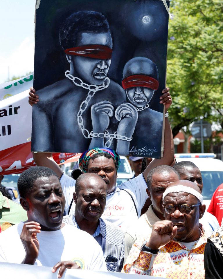 Liibüas toimuva orjakaubanduse vastane marss Pretorias, Lõuna-Aafrika Vabariigis.