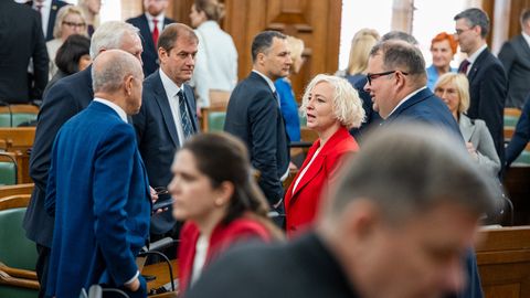 Saeima neskata iedzīvotāju iniciatīvu par pensiju uzkrājumu izņemšanu