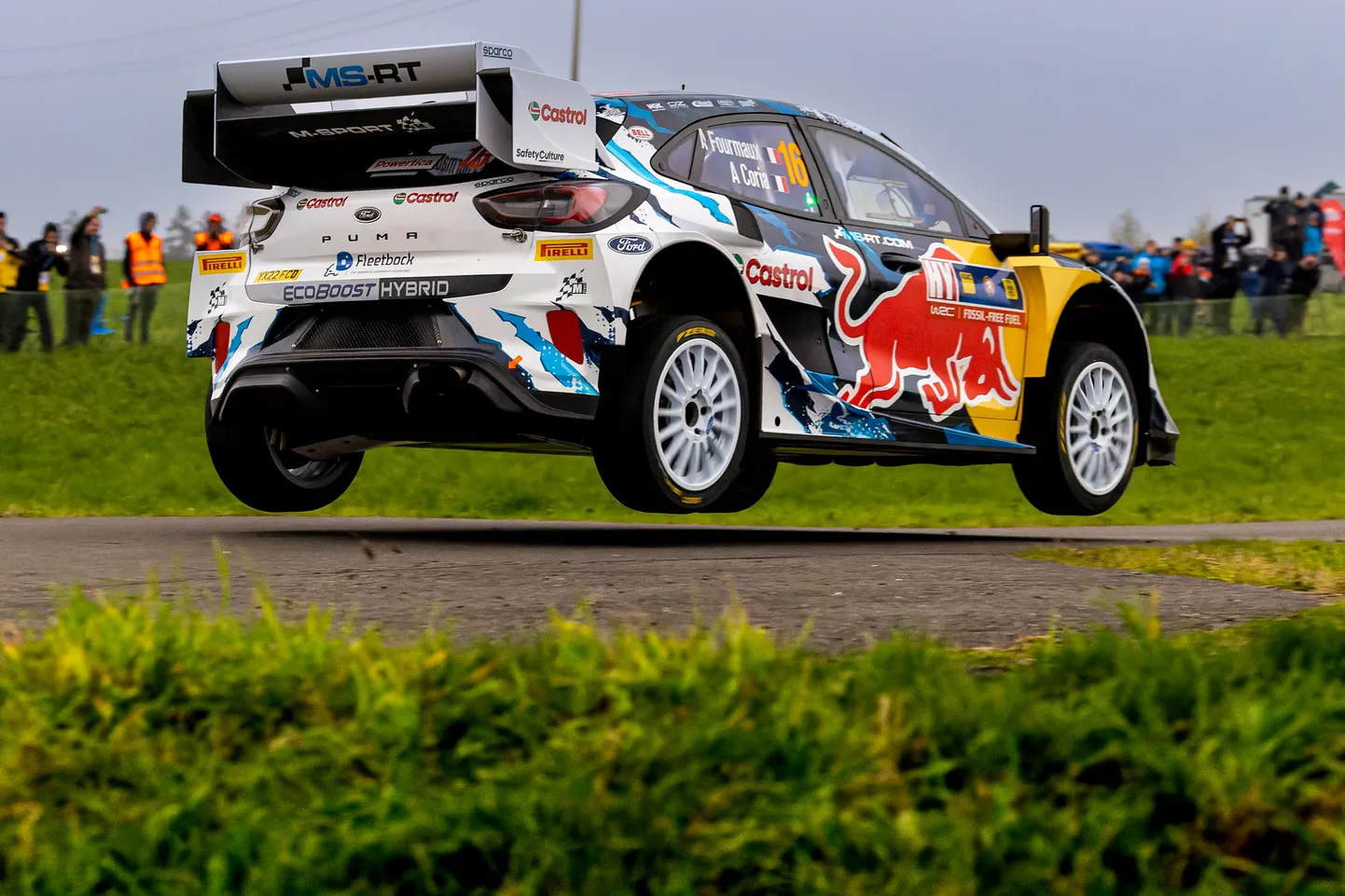 Adrien Fourmaux Kesk-Euroopa MM-rallil. Prantslasel võib olla M-Spordi ridades jäänud sõita vaid üks ralli ning siis kolib ta ümber Hyundaisse. Mis ootab ees aga MM-sarja suurimat eratiimi?