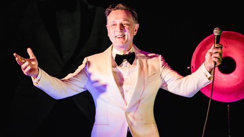 Латвийский музыкант попал в 