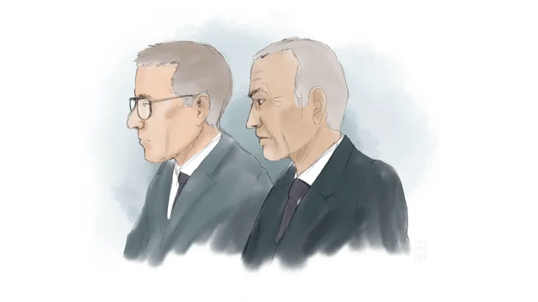 Kunstniku kujutis Stockholmi ringkonnakohtust, kus algas Alex Schneiteri (vasakul) ja Ian Lundini (paremal) kohtuistung