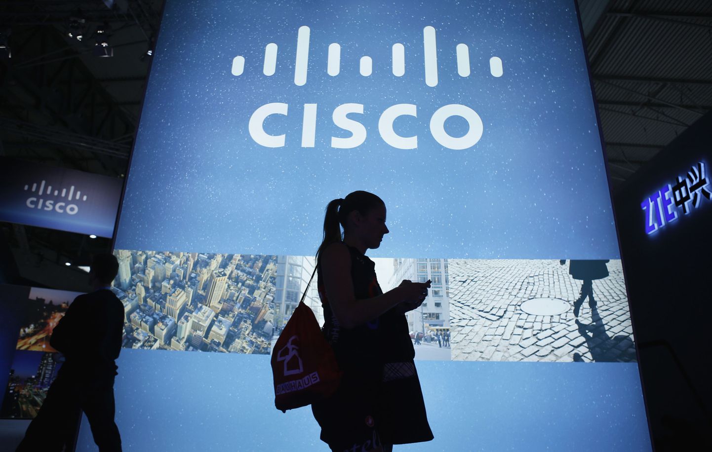 Cisco reklaampaneel maailma mobiilikonverentsil Barcelonas