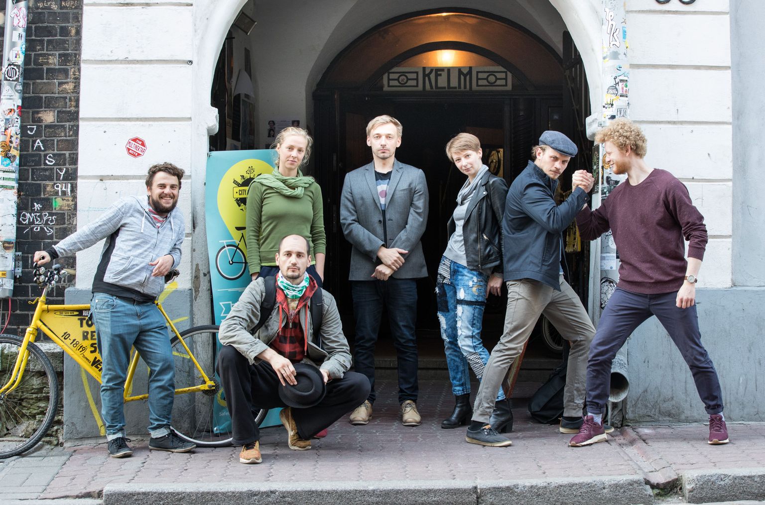Vasakult: Jürgen Gansen, Kristjan Sarv, Maria Uppin, Bert Raudsep, Lauli Otsar, Risto Vaidla, Markus Habakukk