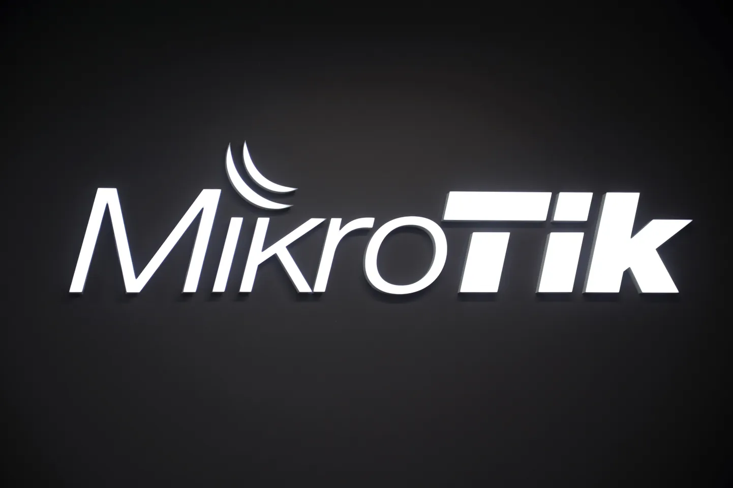 Uzņēmuma "MikroTik" logo.