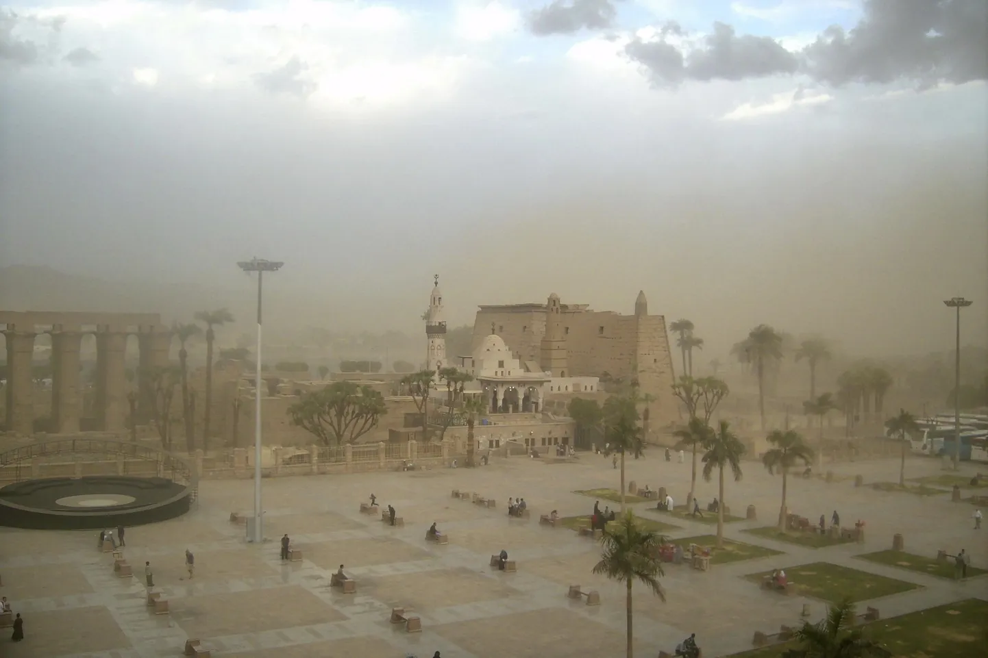 Египет угрожают затопить.