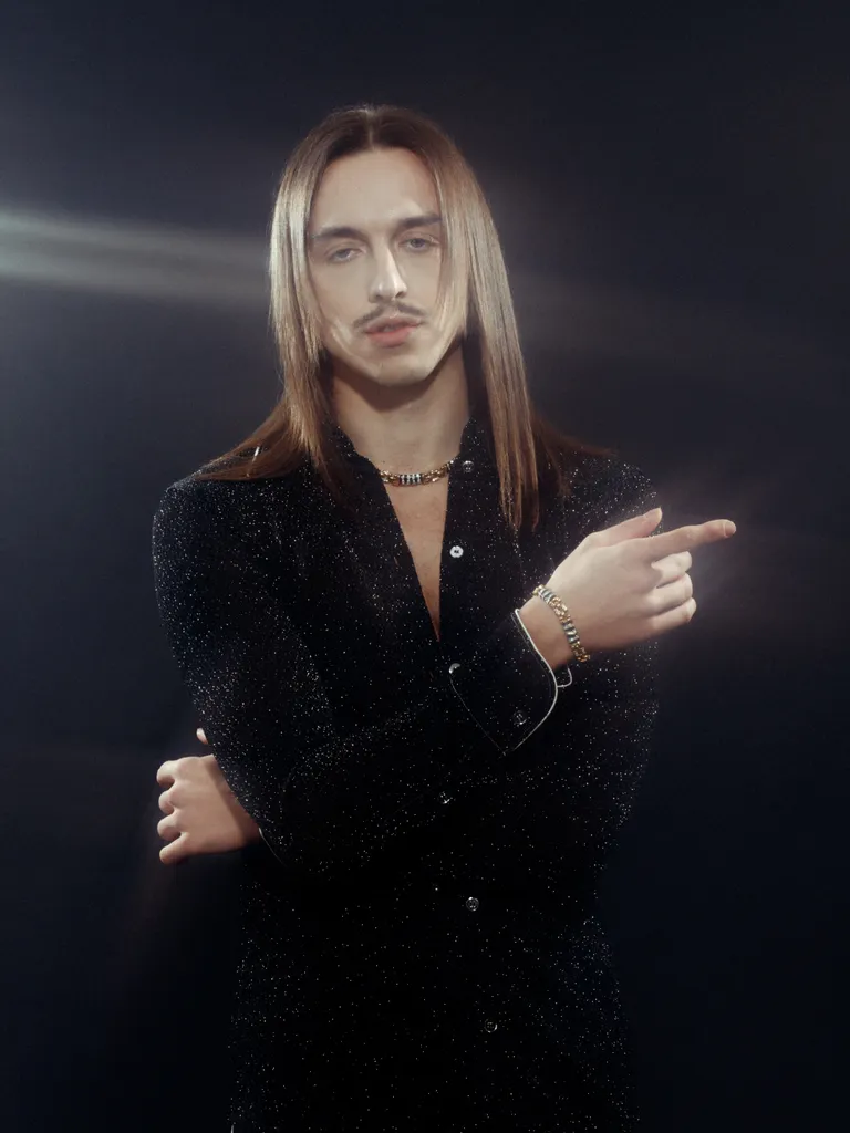 Tommy Cash.