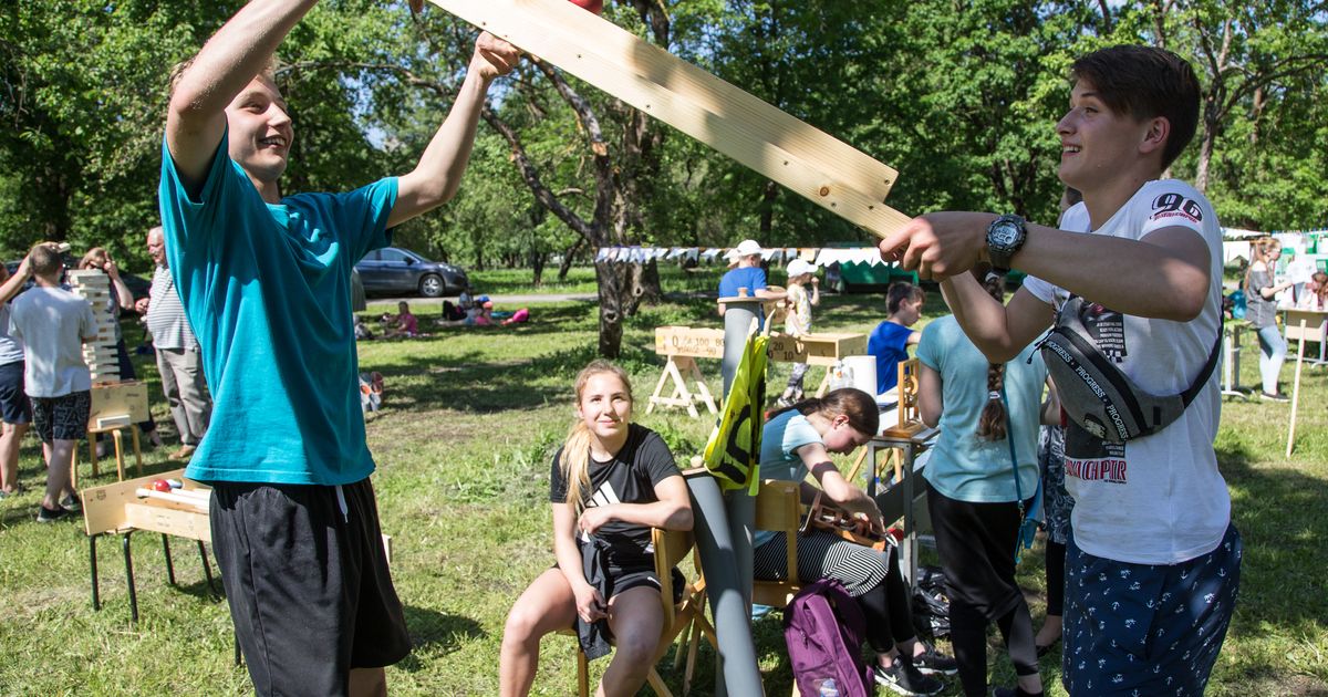 Suvekuum Kiviõli õunapuupark täitus laste ja tegevustega