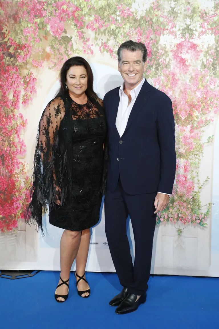 Keely Shaye Smith ja Pierce Brosnan