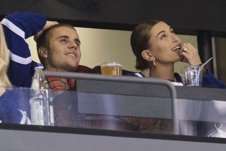 Justin Bieber abikaasa Hailey Baldwiniga NHL hokimängul 2018.