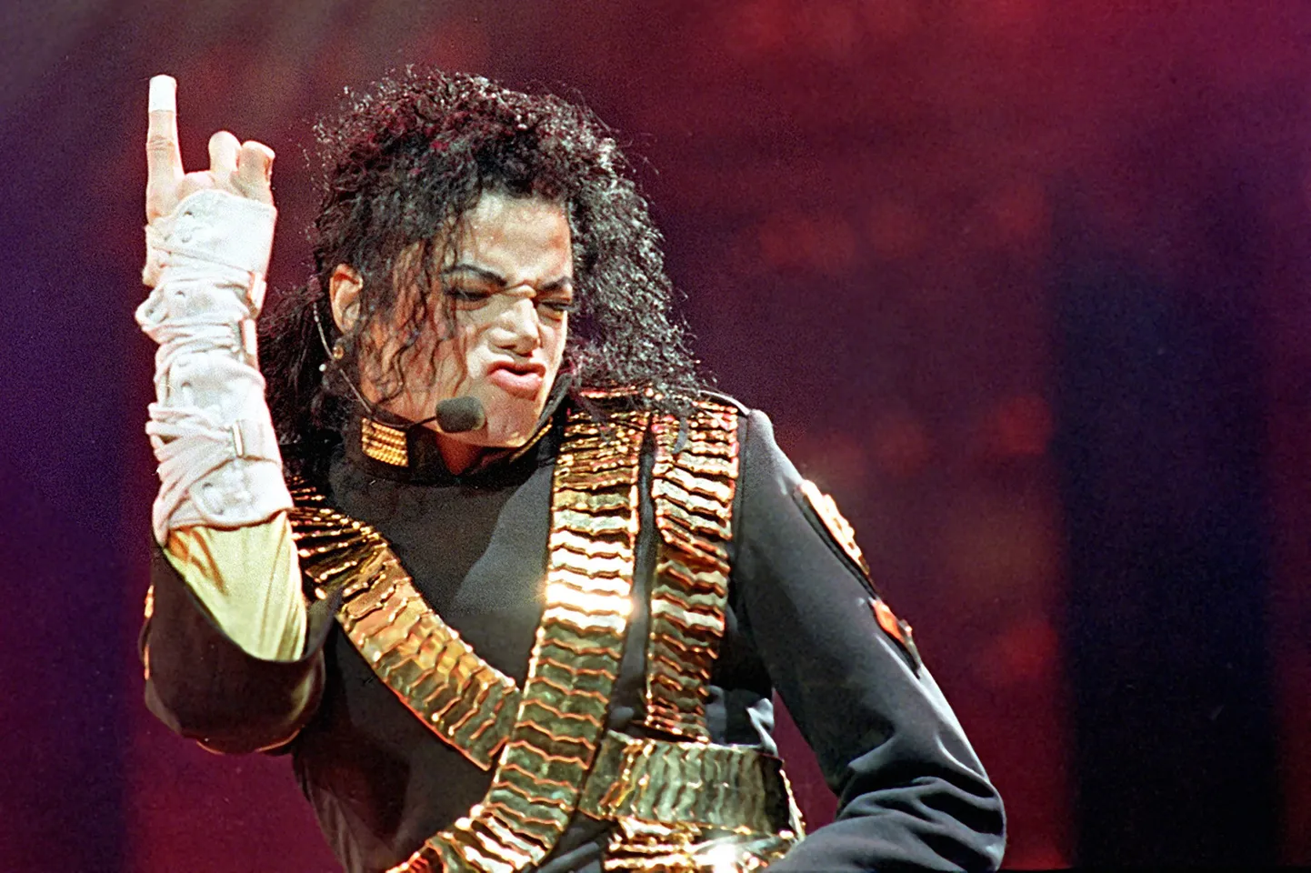 Ott Lepland kehastub Michael Jacksoniks.