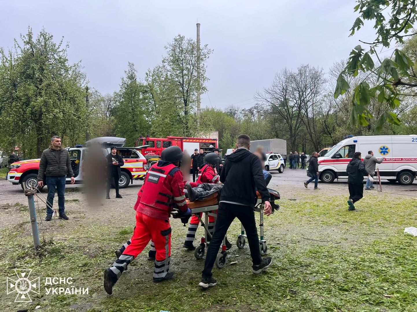 Россия ударила по Чернигову: погибли не менее 10 человек