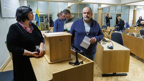 Narva juhid peavad nende umbusaldamiseks kogunevat volikogu istungit ebaseaduslikuks