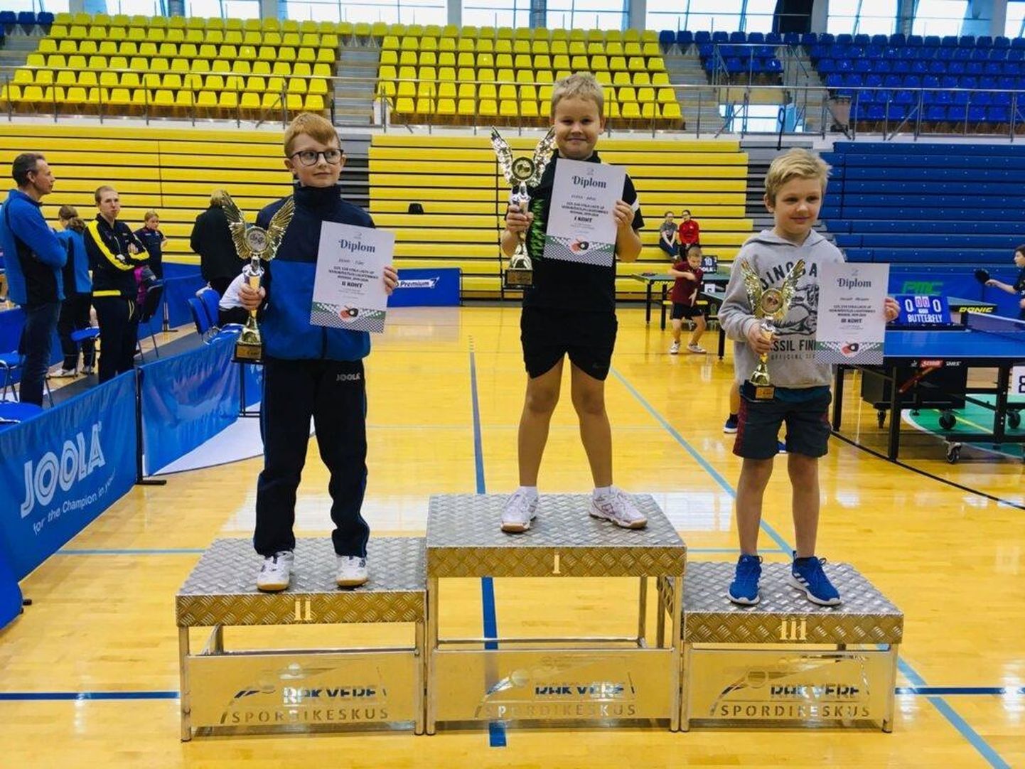 Henri Türk tõi nädal tagasi Rakvere spordikeskuses peetud Eesti lauatenniseliidu 22. seeriavõistluse laste grand prix&#39; etapilt hõbemedali.