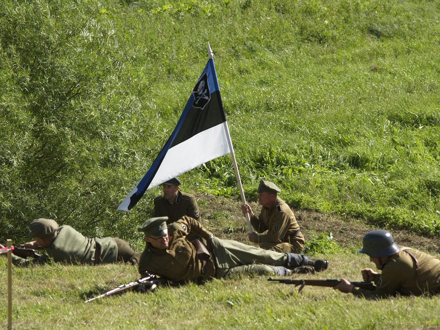 Päeva oodatuim sündmus oli 100 aasta taguse lahingu etendamine, mis andis pealtvaatajatele aimu, kuidas Eesti väed vaenlasest jagu said.