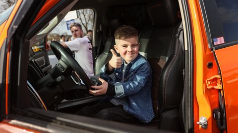 Politsei: nelja-aastane Hollandi poiss läks ema autoga sõitma