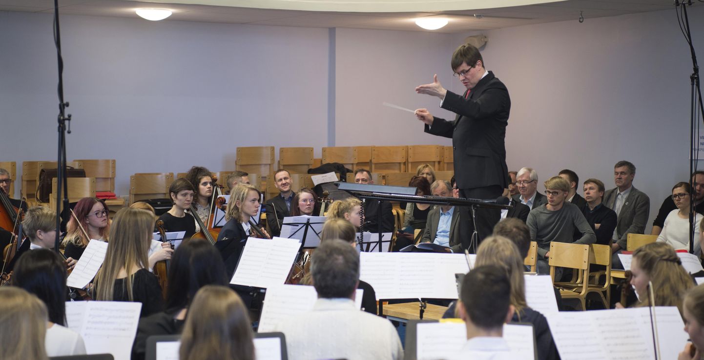 Laupäeval Viljandis kõlanud palu hakkavad nüüd õppima kõik orkestrid, kes on võtnud sihiks esineda 27. laulu- ja 20. tantsupeol «Minu arm».