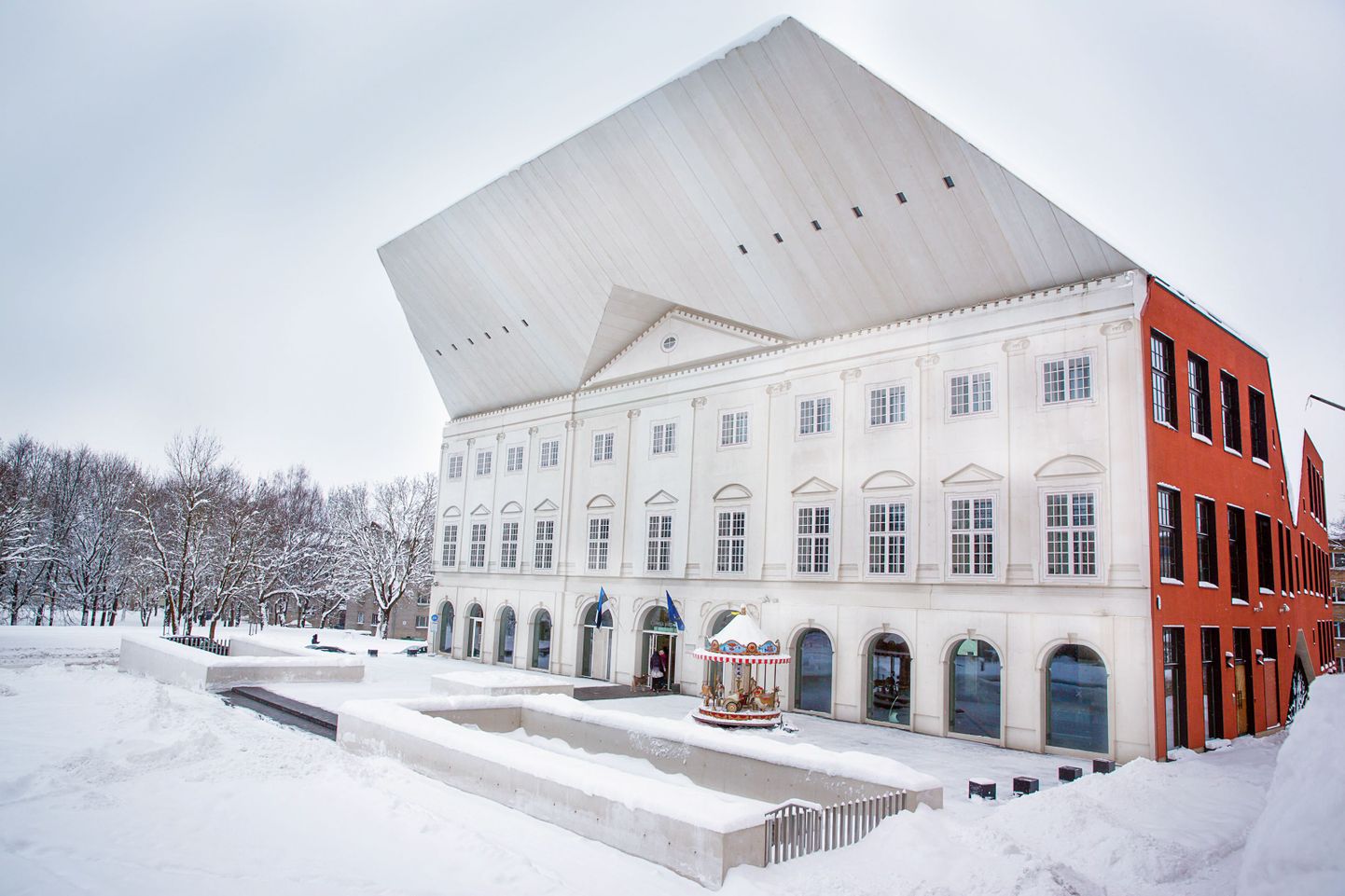 Нарвский колледж Тартуского университета.