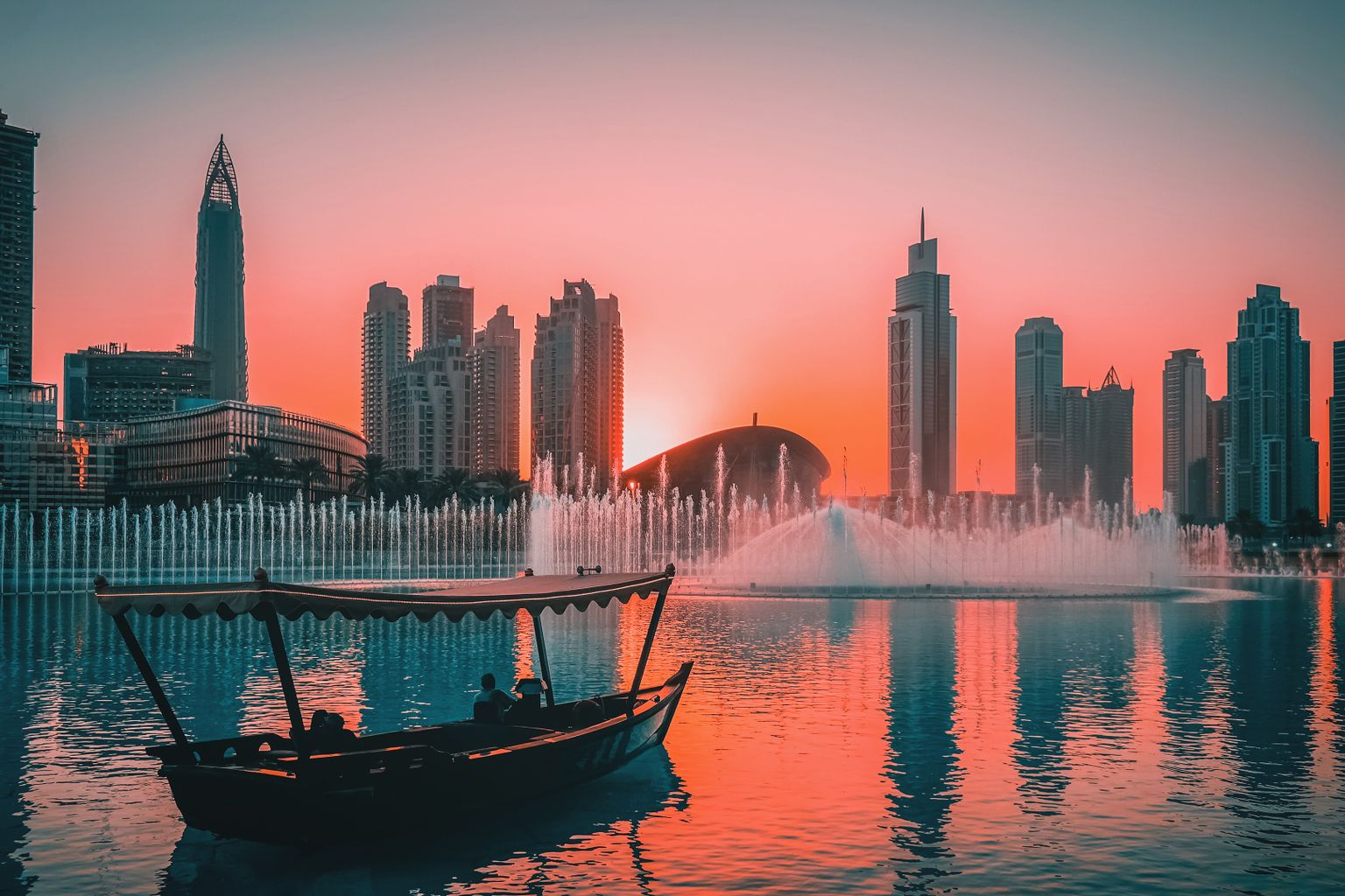 Vaade Dubai linnasiluetile.