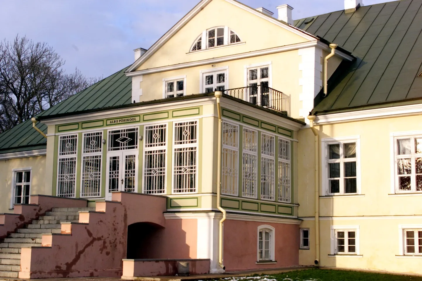 Albu mõis.