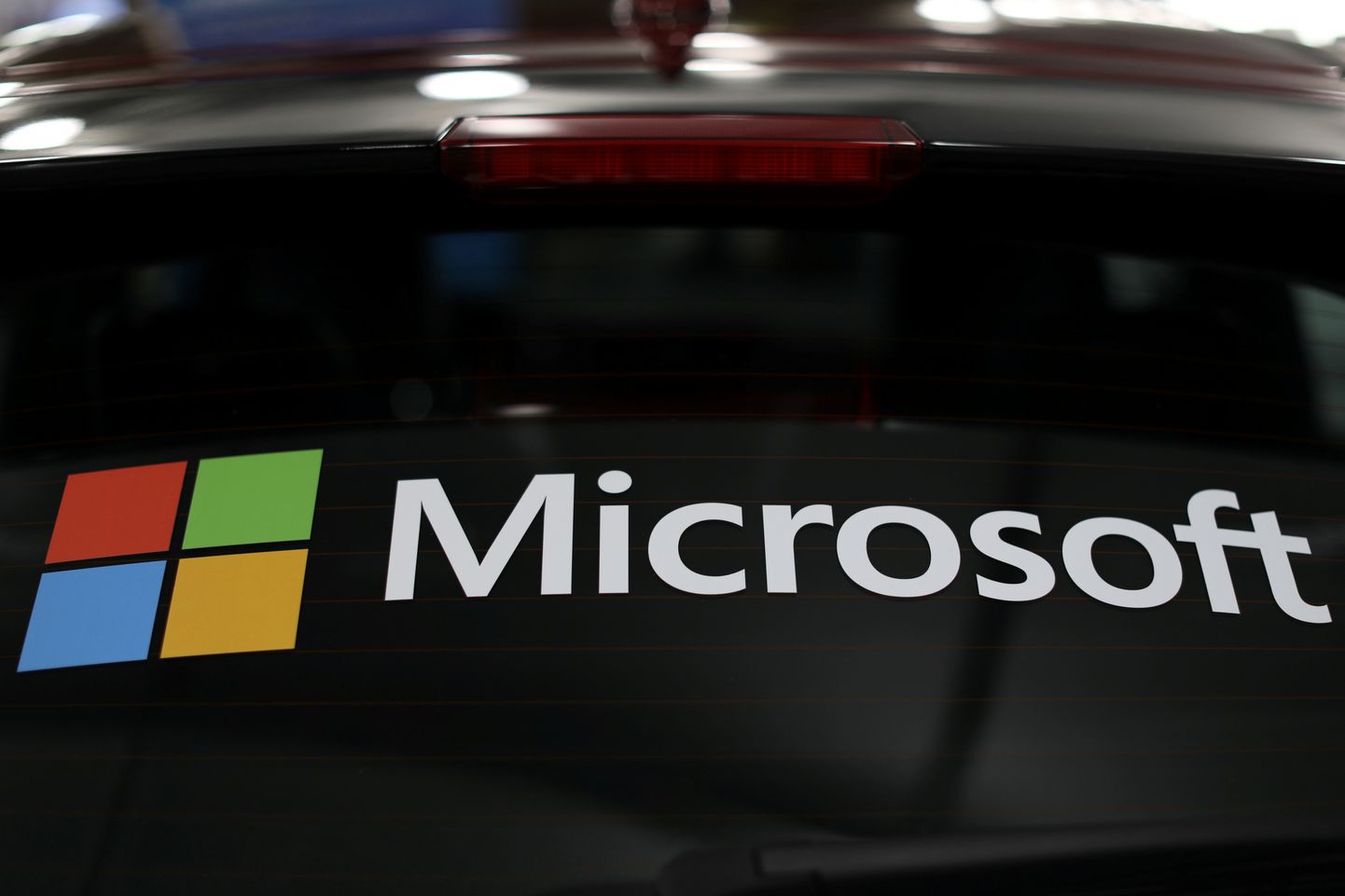 Логотип Microsoft. Иллюстративное фото.