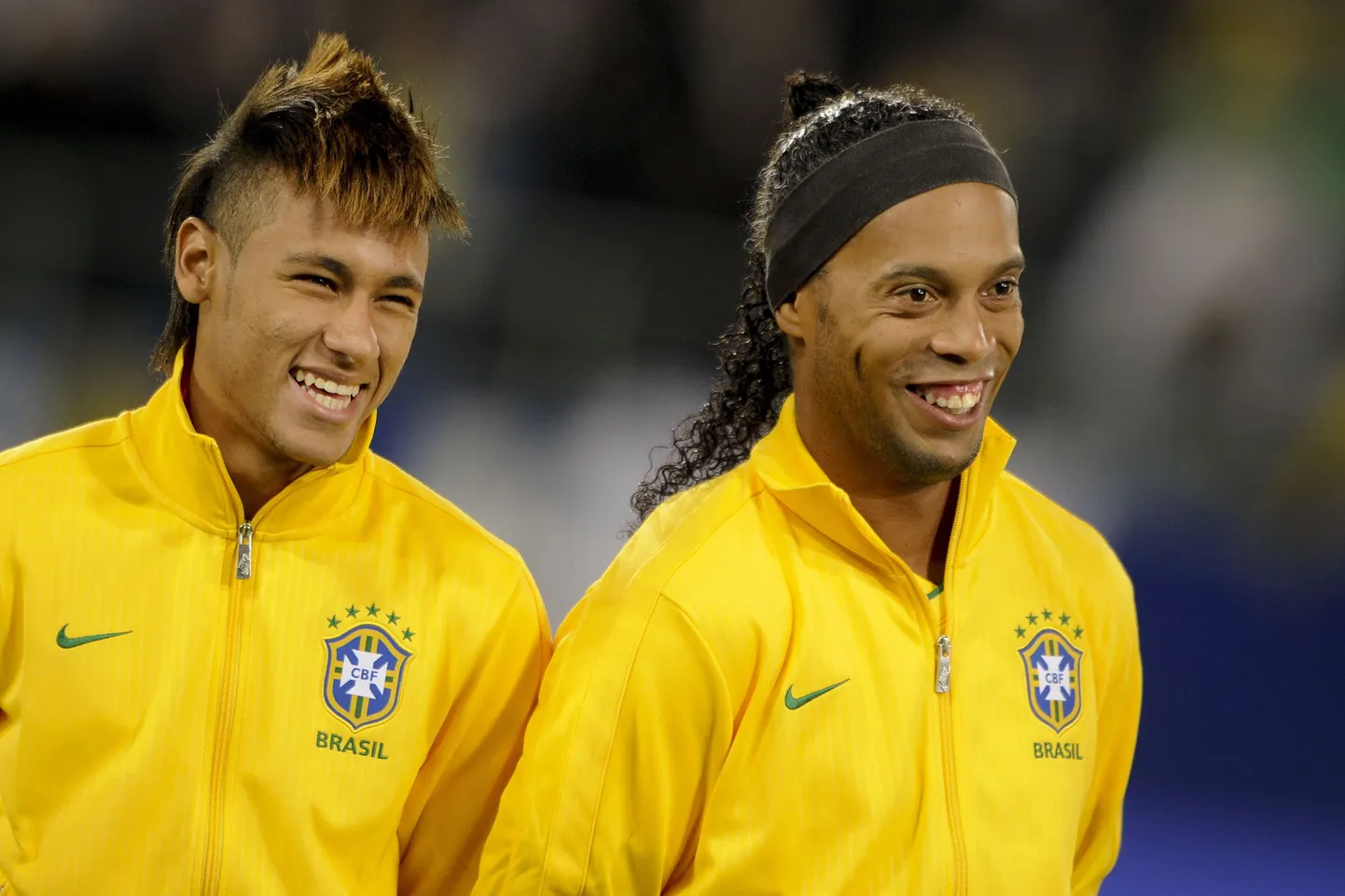 Neymar (vasakul) ja Ronaldinho võivad Londoni olümpial esindada Brasiilia koondist.