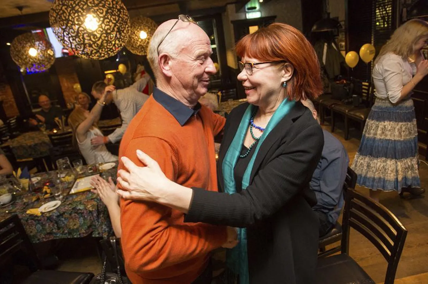 SA Virumaa Muuseumid töötajate ridadesse on astunud kunstnik ja endine kultuuriminister Signe Kivi. Fotol koos Toomas Varekuga.