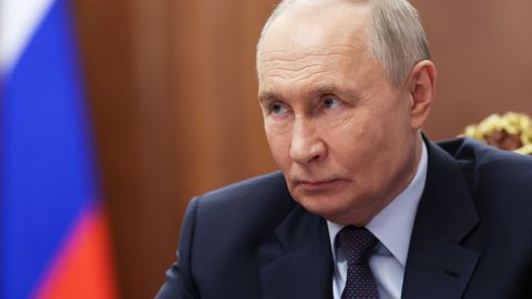 VIDEO ⟩ Aiz priekškara: Svētais karš pret citādi domājošajiem