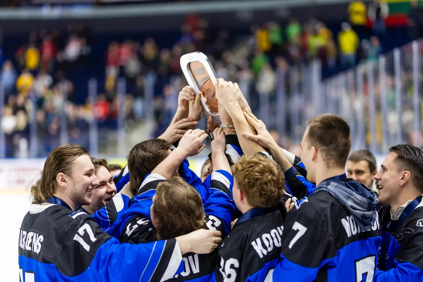Eesti jäähokikoondis lõpetas turniiri pronksise autasuga.