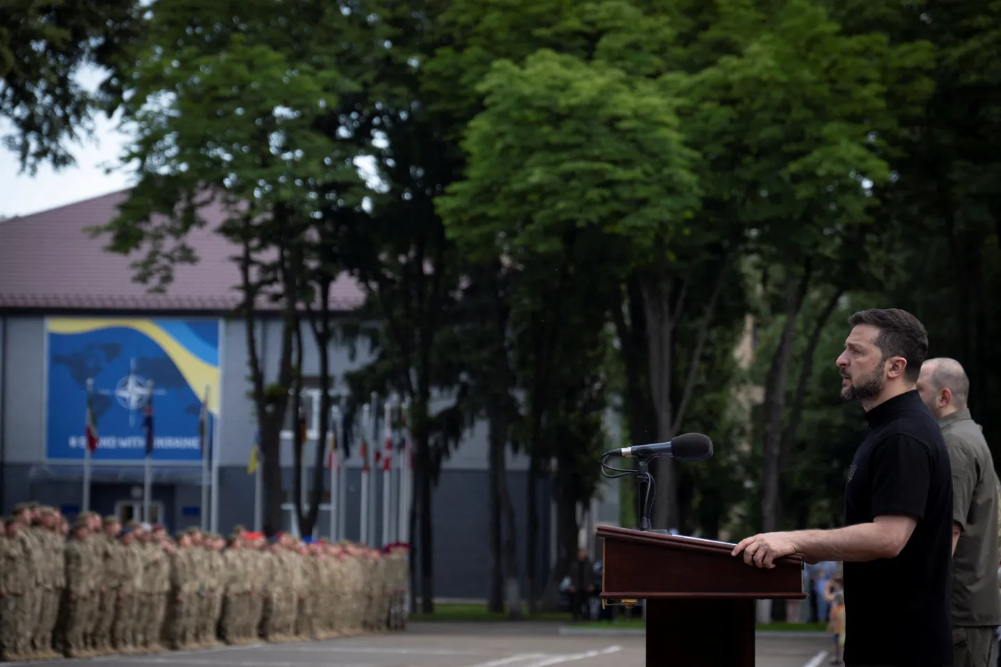 Ukraina president Volodõmõr Zelenskõi osalemas Kiievis Ukraina armee ohvitseride lõpuaktusel.
