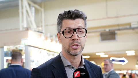 RD ārkārtas sēde: tiek iztaujāts "Rīgas namu" valdes priekšēdētājs par situāciju Rīgas Centrāltirgū